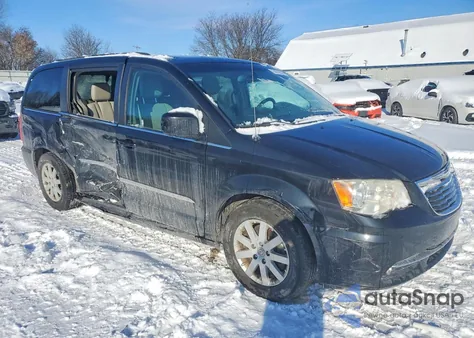 2013 Chrysler Town & Country Touring from USA, damaged, VIN 2C4RC1BG9DR605273